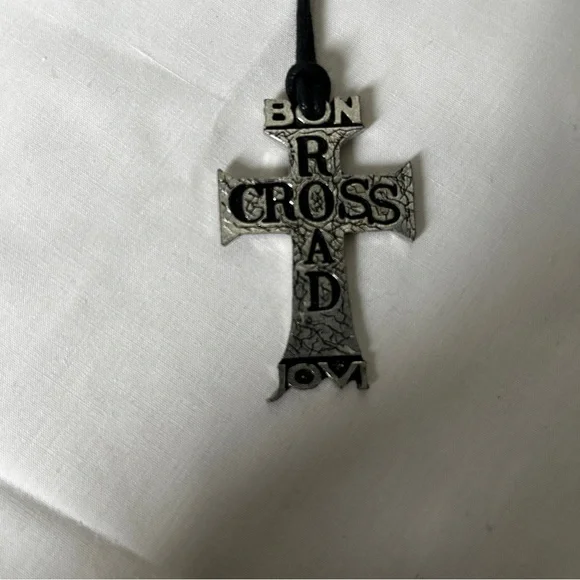 Bon Jovi Cross Roads Tour Merchandise Pewter Adjustable Necklace Collectable - Picture 1 of 7